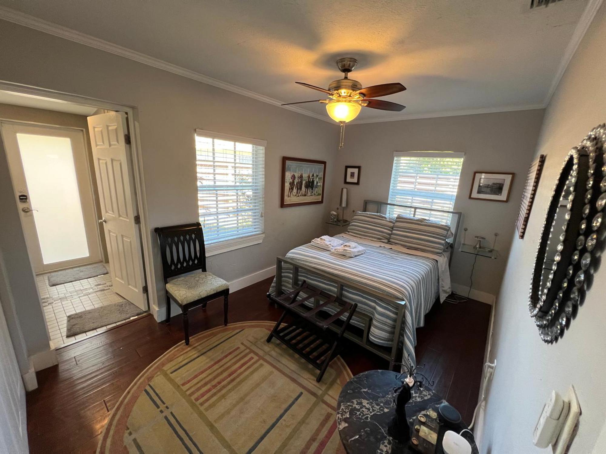 Wilton Manors A Mens Oasis Bed & Breakfast Exterior photo